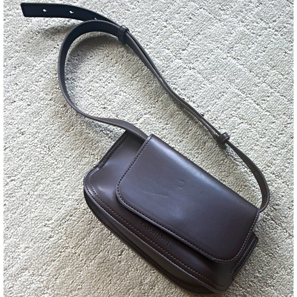 Calvin Klein Black Crossbody Women Bag Adjustable Strap Stitching Accents